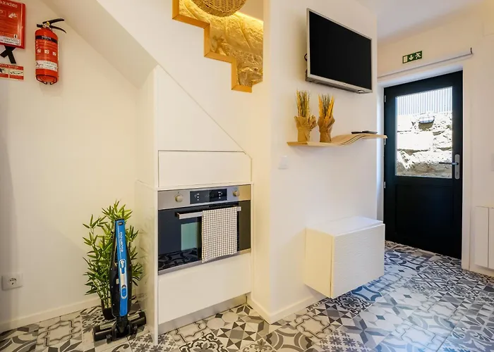 Cozy Downtown House Daire Porto