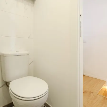 Cozy Downtown House Apartament