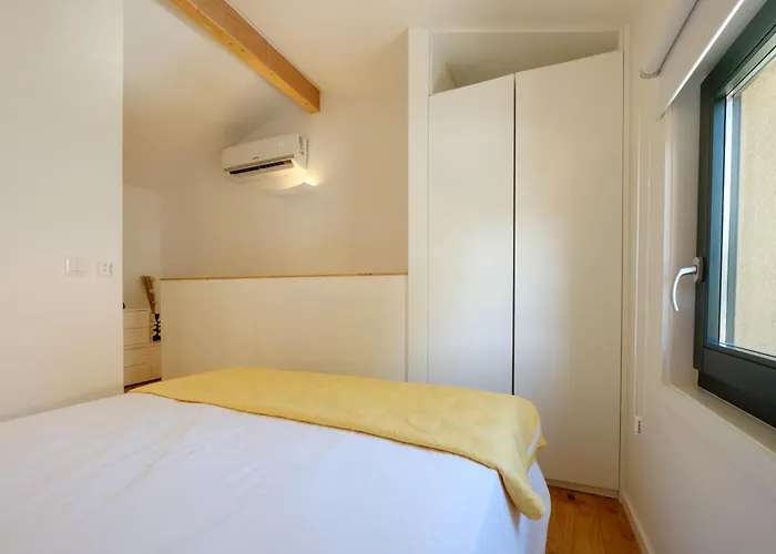 Cozy Downtown House *